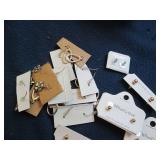 Lot of Silver tone and gold tone pi...
