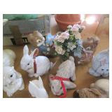 Lot of assorted rabbit figurines an...
