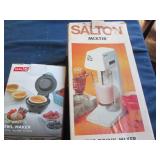 Vintage in original box Salton drin...