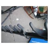 Freestanding yet collapsible 6-plac...