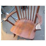 Vintage Wood rocking chair...