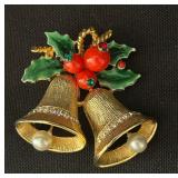 K- Variety of Lovely Christmas Themed Vintage Jewelry Items