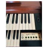 Electronic Organ