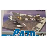 Boxed Razorback Model Plane Kit