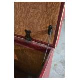 Vintage Lewyt Cedarized Hinged Chest