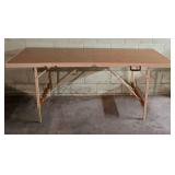 Versatile Atlas Aluminum Folding Table