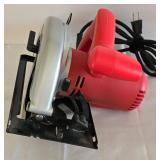 SKIL Circular Saw in Case Plus Multiple Blades