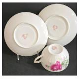 Delicate VintageTeacup & Saucer Sets