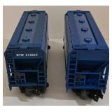 Lionel Electric Train Car Collection including Model 183925 Burlington Route CB&O Box Car