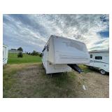 2004 Terry Deer Shack 5th wheel