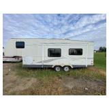 2004 Terry Deer Shack 5th wheel