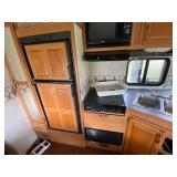 2004 Terry Deer Shack 5th wheel