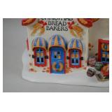 Dept 56 Heritage Village North Pole Series Christmas Bread Bakers 1996