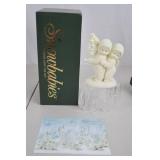 Snowbabies Friends Light the Way Figurine with Box and COA