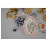 Large Assortment of Vintage and Costume Jewelry with Watches