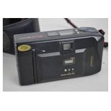 Yashica T3D 35mm Film Camera w/ Case Carl Zeiss Tessar 2.8/35 Lens