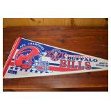 Super Bowl XXVI Pennants - Washington Redskins & Buffalo Bills, 1992