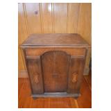 1920s Edison Model R-5 Radio Receiver Cabinet