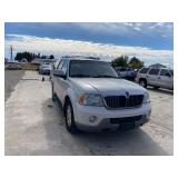 2004 Lincoln Navigator
