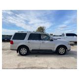 2004 Lincoln Navigator
