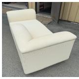 Comfy Vintage Post Modern Chaise Lounge