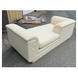 Comfy Vintage Post Modern Chaise Lounge