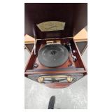 TEAC GF-680 Nostalgia Series Console-CD/LP/Cassette/Radio