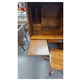 Beautiful Roll Top Desk with Drawers, Excellent Condition