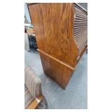 Beautiful Roll Top Desk with Drawers, Excellent Condition