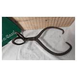 Small Set of Vintage Ice Tongs w/Heat a Seat