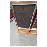 Pair of Classic Vintage Pioneer Speakers with Custom Made Stands, Excellent Condition, work