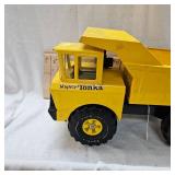 Tonka Steel Classics Dump Truck in 95% Paint Condition, Very Very Nice