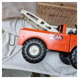 Vintage Mighty Tonka AA 24 Hr Service Wrecker Tow Truck #3915 Featuring 98% Original