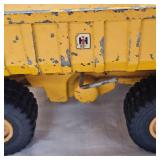 Vintage Cast Ertl Internation Harvestor Pay Hauler with Hydra Dump that works Perfect , 90% Pain