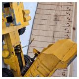 Vintage Cast Ertl Internation Harvestor Pay Hauler with Hydra Dump that works Perfect , 90% Pain