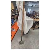 Handmade Speer, appears well balanced