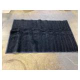 Black Floor Mat 70 x 47 in