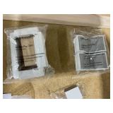 Safety Innovations No Hole Stairway Baby Gate Mounting Kit - Fits Posts from 2 3/4 inches to 3 1/2 inches Wide with Square or Round Tops - No Adhesives On Or Screws in Your Posts, (1-Pack)