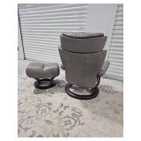 Stunning Ekornes Stressless Magic Recliner & Ottoman