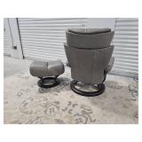 Stunning Ekornes Stressless Magic Recliner & Ottoman