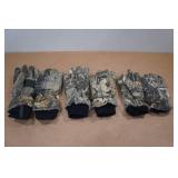 *3* Pairs of Camo Gloves - Large