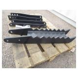 Wolverine 36" Backhoe Hydraulic Thumb