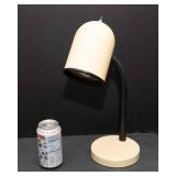 Vintage Gooseneck Table Lamp – Beige Enamelware