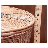 Set of 2 Wicker Hampers with Lids