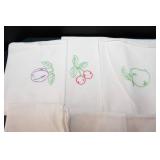 Vintage Embroidered Dish Towels – Great Condition