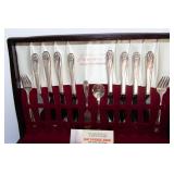 Vintage 1847 Rogers Bros Silverplate Flatware Set – “Daffodil” Pattern, Service for 8 with Case