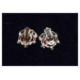 Vintage Gold-Tone Bracelet with Coral-Colored Flowers & Matching Clip-On Earrings