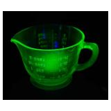 Uranium Glass Liquid Measuring Bowl – Glows Under UV Light