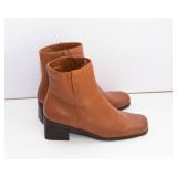 Madeline Stuart Women’s Leather Boots – Size 9M