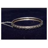 Whiting & Davis Co. Vintage Hinged Bangle Bracelet